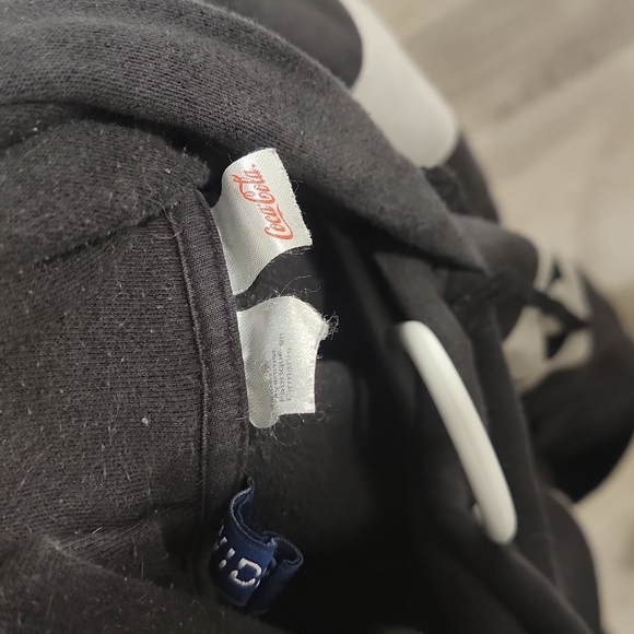 Coca cola sweater - Picture 4 of 4